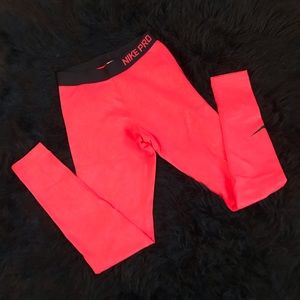 Nike Pro DriFit Red Snake Print Legging Small NWOT